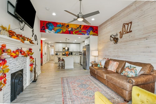 New Orleans 3BR | Murals + BBQ, Near Ferry 2 Dwell