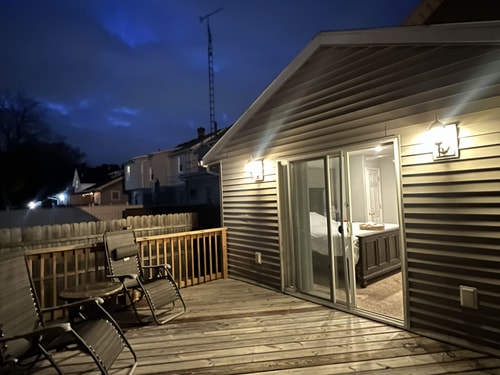 Private En-Suite w/ Kitchenette| Toledo 5 Dwell