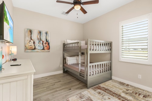 Waterfront 3BR Pool Home in Cape Coral 27 Dwell