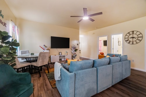 Uptown Charlotte 3BR | Hot Tub + Fire Pit 9 Dwell