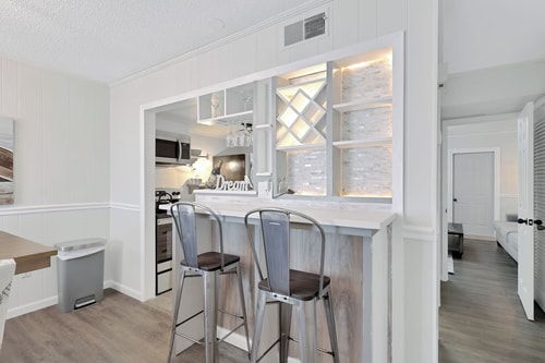 Central Hilton Head 2BR | Pool + Beaches 17 Dwell