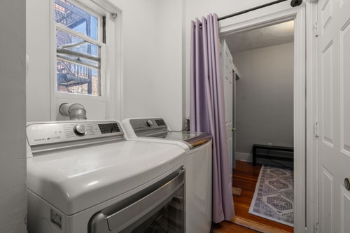 Boston Room w/ AC, W/D & Green Line 5 Dwell