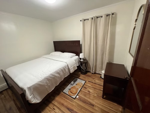 Cozy 2BR in Niagara Falls + Backyard 12 Dwell