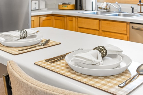 St Paul 6BR | 2 Kitchens + Game Room 18 Dwell