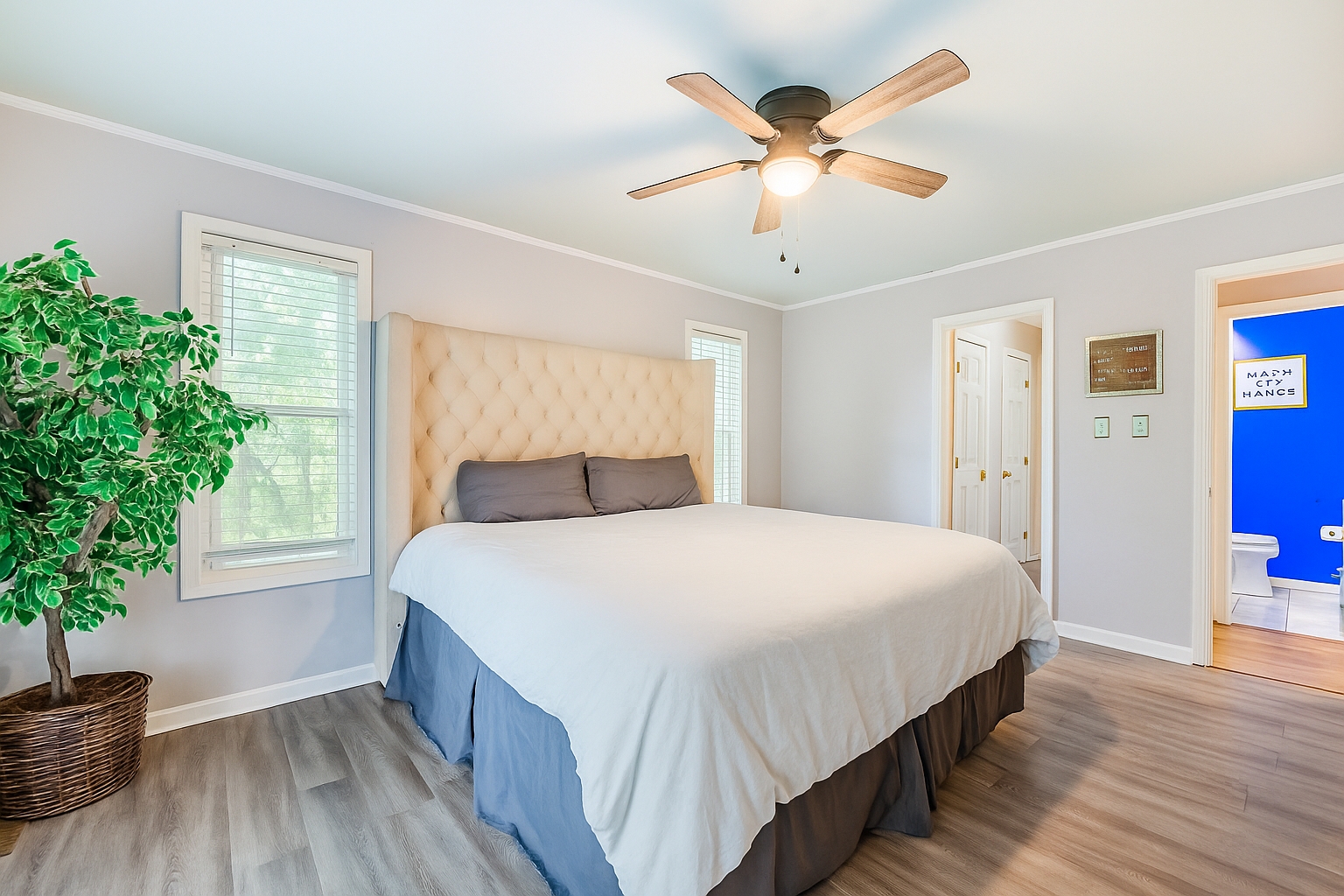 VA Riverfront 4BR | Dock + Kayak + Games Dwell