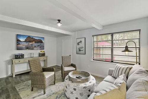 Hilton Head 2BR | Pool Access + Walk to Shops 1 Dwell