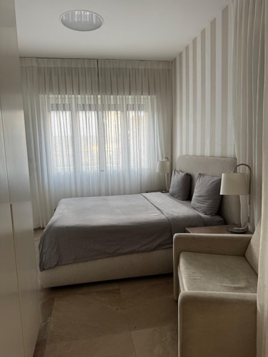 Beachfront 2BR/2BA Desing Suite on Tel-Aviv 28 Dwell