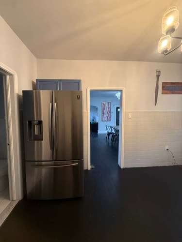 Renovated Detroit 3BR Home | Sleeps 6 7 Dwell