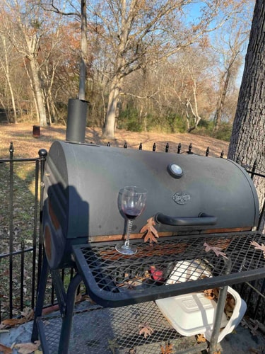 River Views + Huge Yard | Raleigh 3BR Retreat 40 Dwell