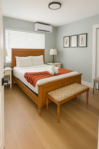 2 Beach Units for 6 | Patio + Free Parking 1 Dwell