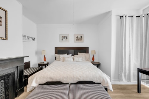 Detroit 3BR in Mexicantown | Sleeps 7 + WiFi 14 Dwell