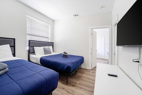 Walk to Beach & Ocean Drive | Pet-Friendly 17 Dwell