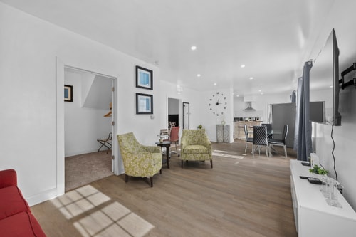 SW Detroit 3BR | 5–10 Min Downtown + Parking 5 Dwell