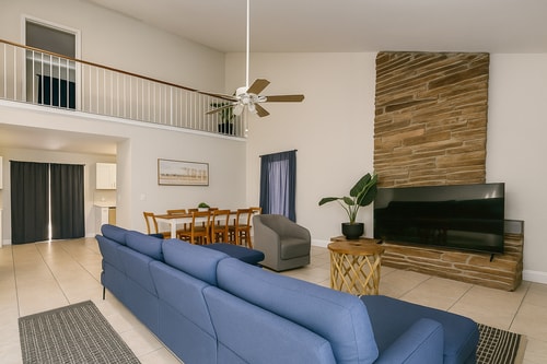 3BR Delray Beach Retreat | Pool + Game Room 7 Dwell