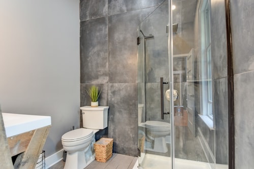 Downtown Milwaukee Area | 4BR Home | Sleeps 14 4 Dwell