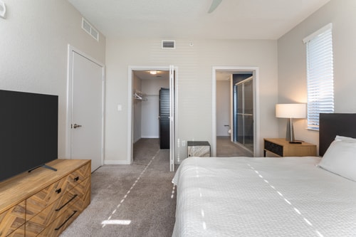 Daytona 2BR | Pool + Free Parking, Pets 17 Dwell
