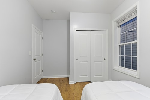 Cozy 2BR Apartment in Jersey City with Smart Lock 26 Dwell