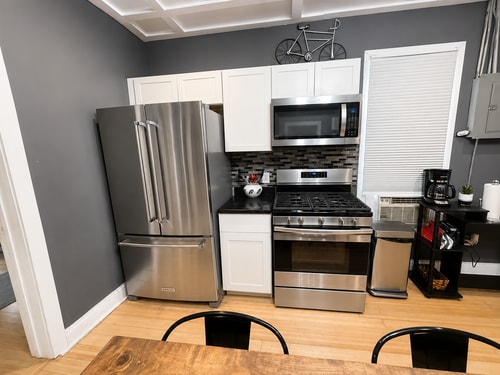 Renovated Detroit 4BR Home | Sleeps 9 2 Dwell