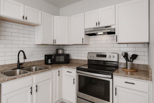 Detroit 4BR Home | Bathtub & Pet Friendly Stay 2 Dwell