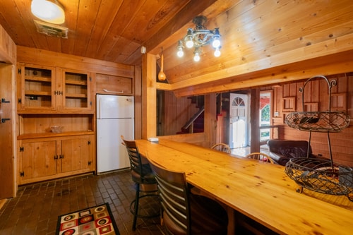 Skippers VA Lakefront 3BR | Dock + Firepit 2 Dwell