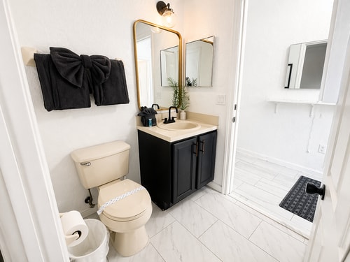 3BR Disney Getaway | Pool, Arcade & Tiki 25 Dwell