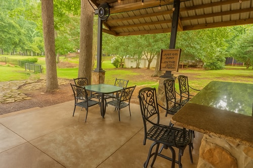 Lake Murray 4BR | Dock + Hot Tub, Gilbert 5 Dwell