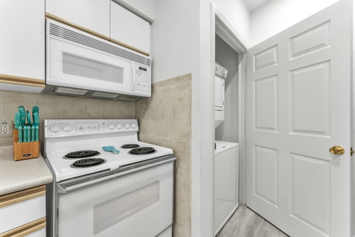 Branson 2BR Retreat | Jacuzzi + Gym + Pools 28 Dwell