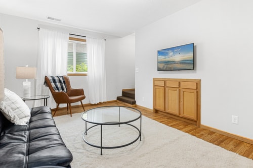 St Paul 6BR | 2 Kitchens + Game Room 22 Dwell