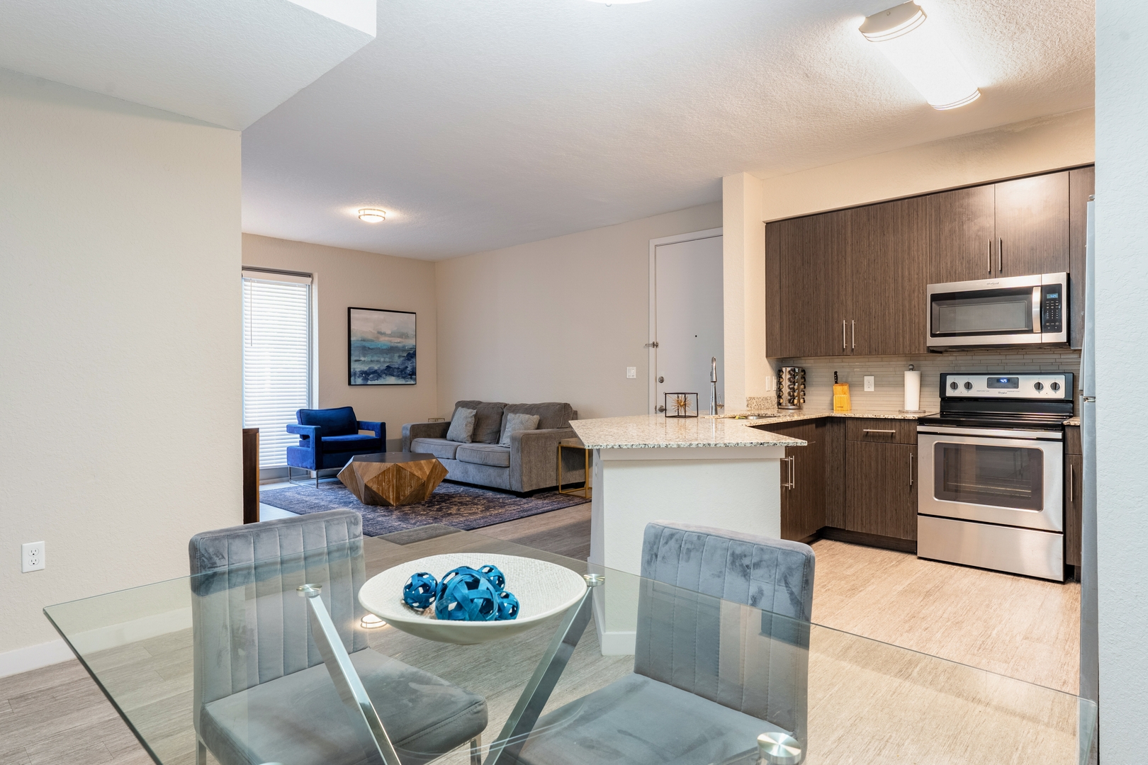 Spacious 3BR | Pool, Gym, Near Beach & Speedway Dwell