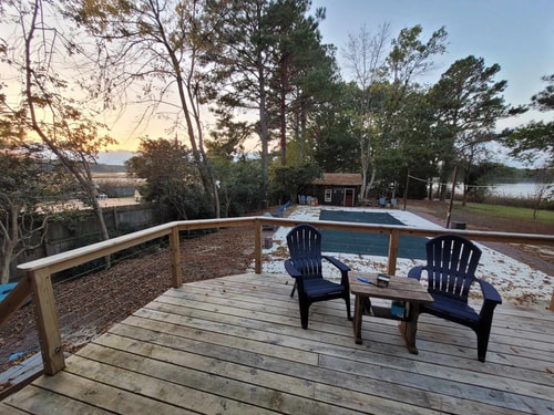 Newport News 4BR | Saltwater Pool & View 4 Dwell