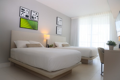 Ocean View Apt on the Beach 2 Bedroom 2 Bath. 7 Dwell