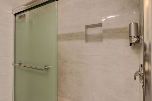 Hilton Head 2BR Townhome | Pool + Beaches 17 Dwell