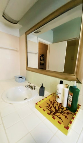 2BR Hollywood Retreat w/ Garden, BBQ & Parking 10 Dwell