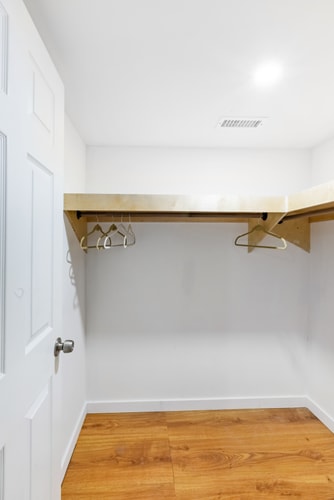 Orange NJ 2BR Duplex | Walk to Train + 2BA 20 Dwell