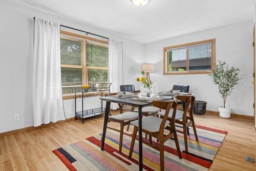 St Paul 6BR | 2 Kitchens + Game Room 13 Dwell