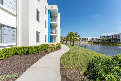 Daytona 2BR | Pool + Free Parking, Pets 65 Dwell