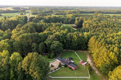 Skippers VA Lakefront 3BR | Dock + Firepit 43 Dwell