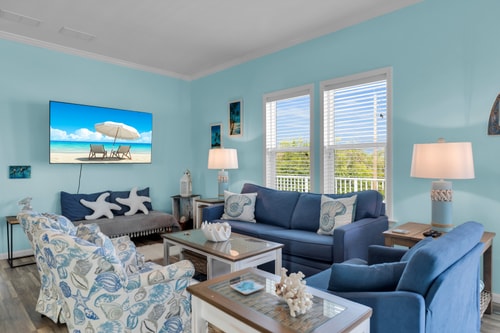 Canalfront Marathon Escape w/ Pool & Dock 1 Dwell