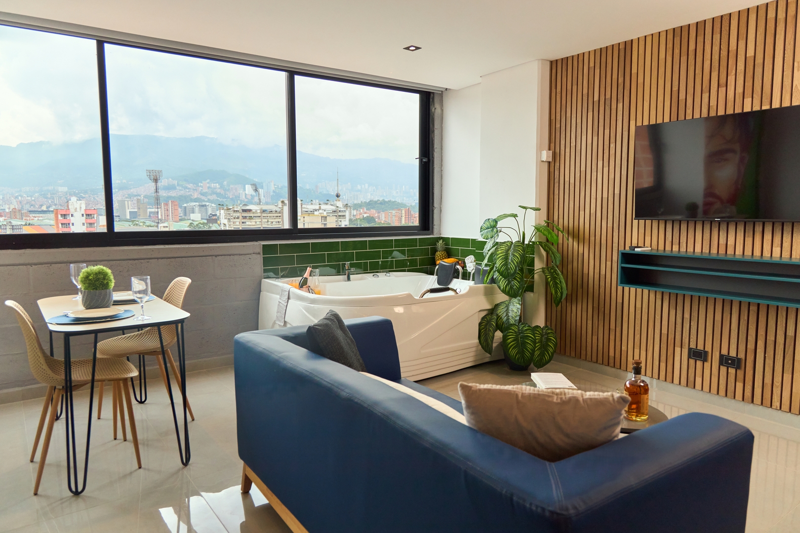 Stadio Comfort Jacuzzi | Rosa Negra Aparta-Suite Dwell