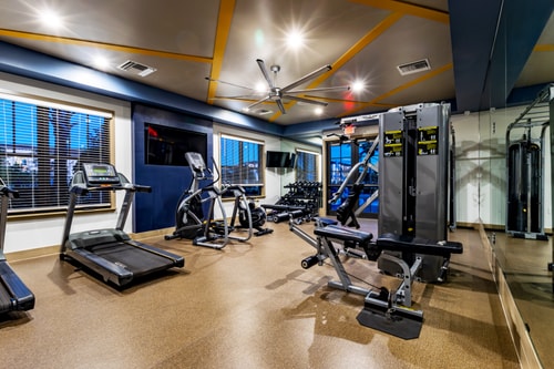 Fort Myers 1BR Condo | Pool + Gym + BBQ 22 Dwell