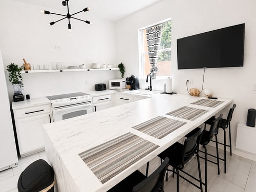 3BR Disney Getaway | Pool, Arcade & Tiki 15 Dwell