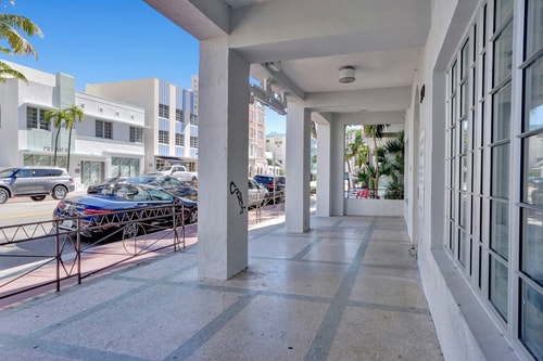 Coastal 2BR Escape | Walk to Beach & 2 Queen Beds 19 Dwell