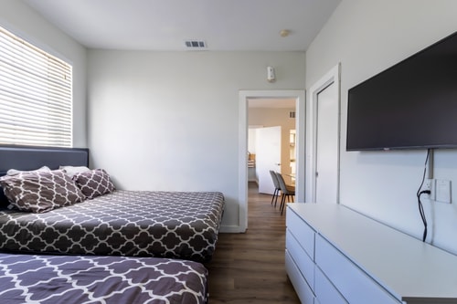 Coastal 2BR Escape | Walk to Beach & 2 Queen Beds 16 Dwell