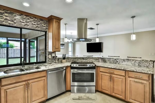 Sarasota 3BR | Pet-Friendly, Fenced Yard 8 Dwell