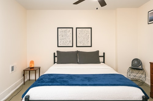 Detroit North End 6BR | Pets, WiFi, Parking 15 Dwell