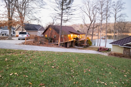 Norris Lake Cabin | Dock + Kayaks + Games 77 Dwell