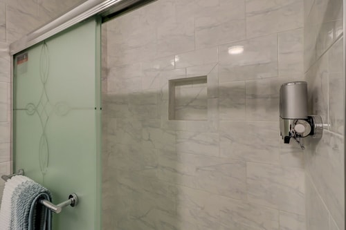 Hilton Head 2BR | 5 Min to Burkes Beach 15 Dwell