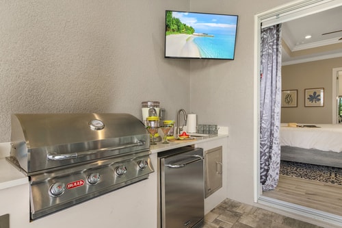 Waterfront 3BR Pool Home in Cape Coral 2 Dwell