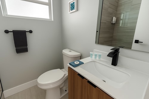 2 Studios for 6 | Dania + Hollywood Beach 29 Dwell