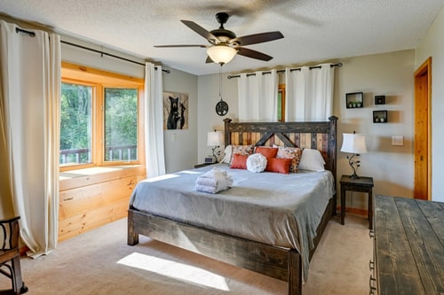 Mountain View Retreat | Fireplace + EV 5 Dwell